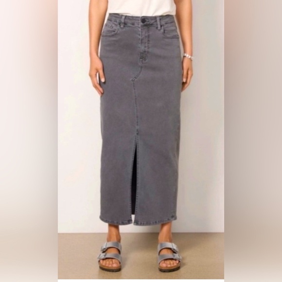 NEW KUT - From the Kluth Midi Stretch Skirt in Fog Gray - Picture 1 of 10